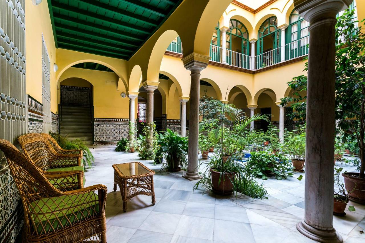 Holidays Isbilia Centro By Valcambre Sevilla Exterior foto