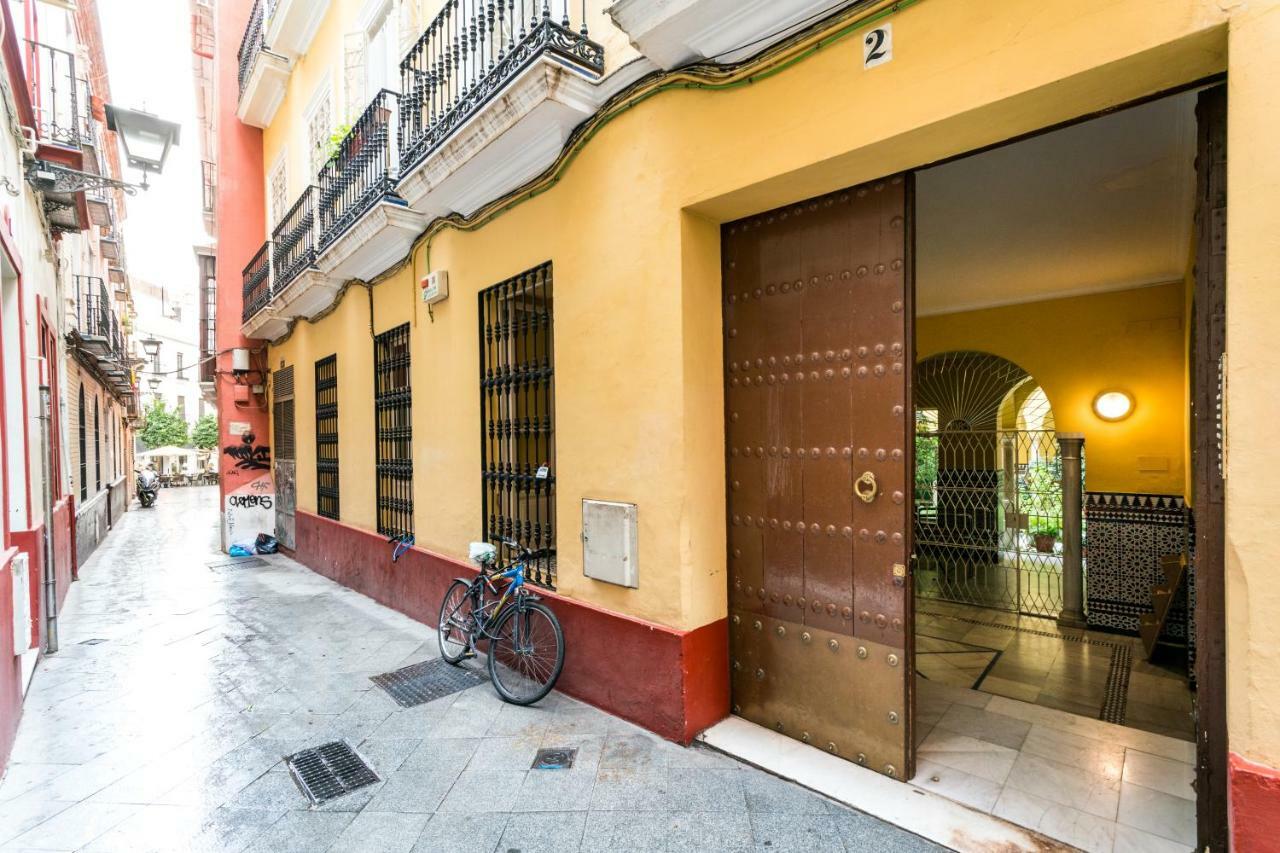 Holidays Isbilia Centro By Valcambre Sevilla Exterior foto
