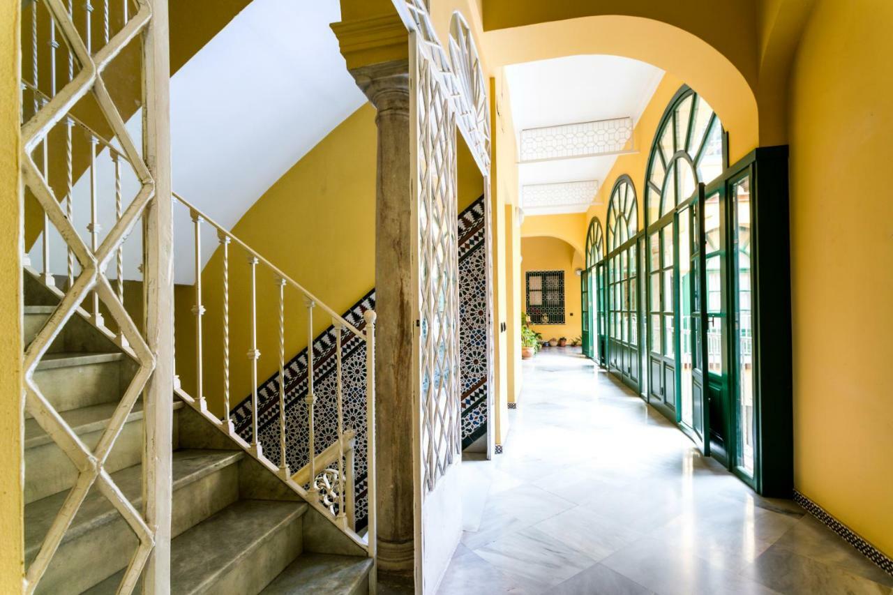 Holidays Isbilia Centro By Valcambre Sevilla Exterior foto