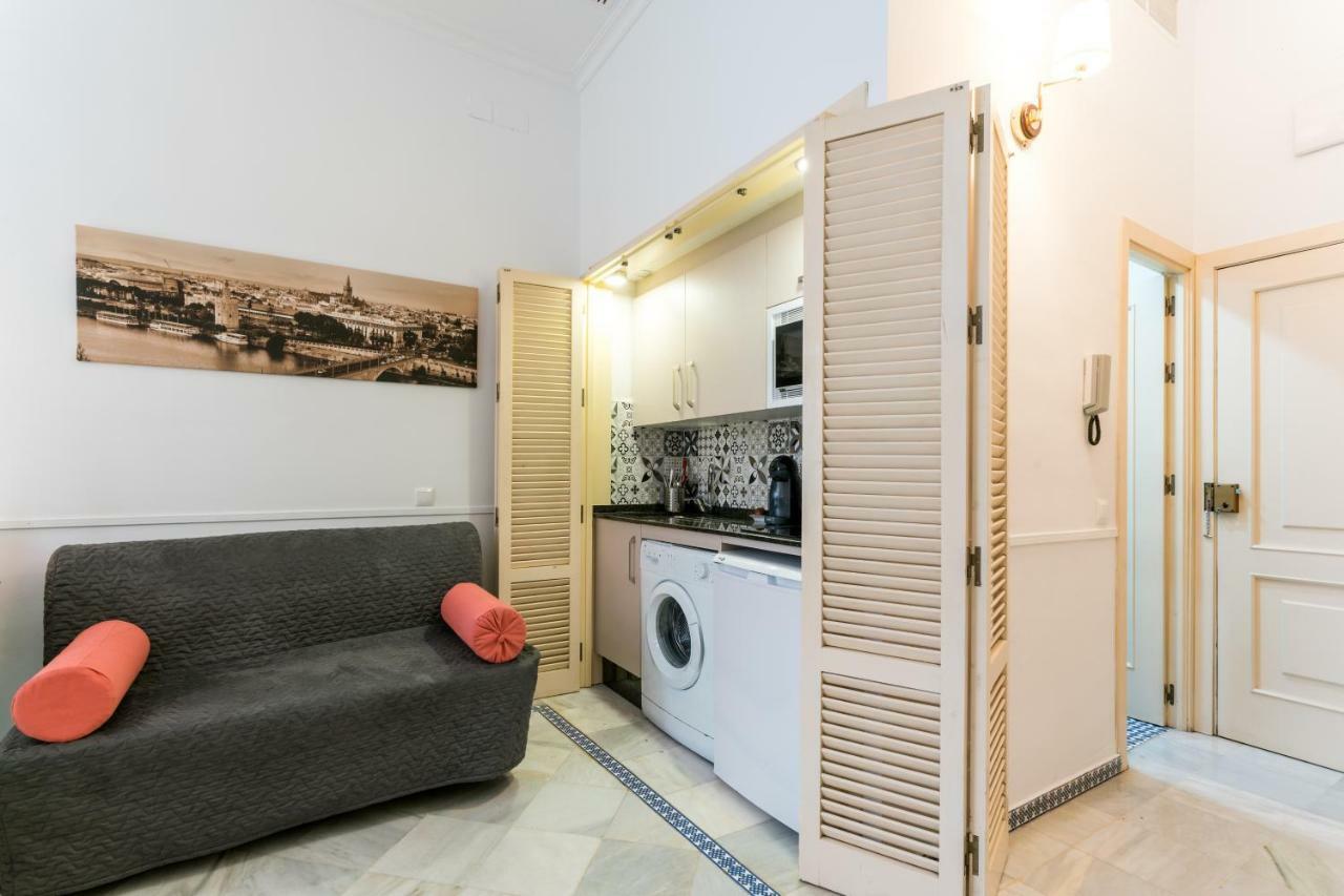 Holidays Isbilia Centro By Valcambre Sevilla Exterior foto